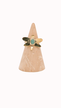 Load image into Gallery viewer, Gold Dragonfly - Size 5
